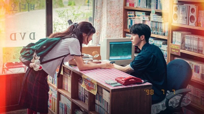 스물다섯 스물하나 | 빛나던 청춘의 기록, 그 끝에서 마주한 현실의 무게